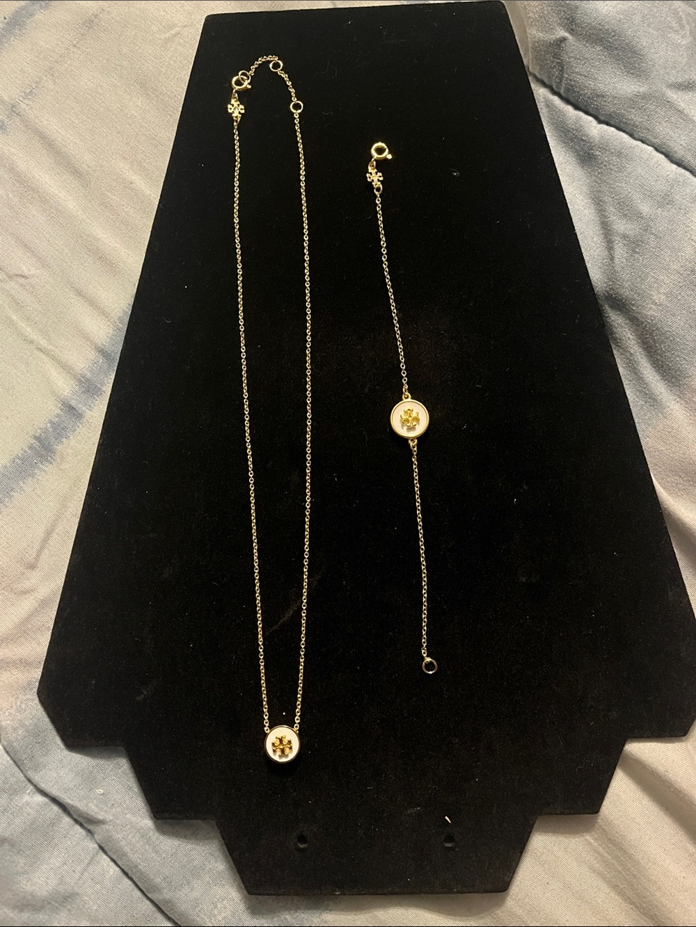 Tory Burch Matching Set - Kira Icon Enamel Pendant Necklace & Chain Bracelet